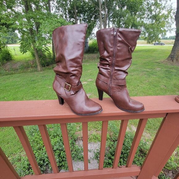 Arizona Jean Company Absolute Chocolate Brown Faux Leather Slouchy Boot Size 10 - Picture 1 of 11